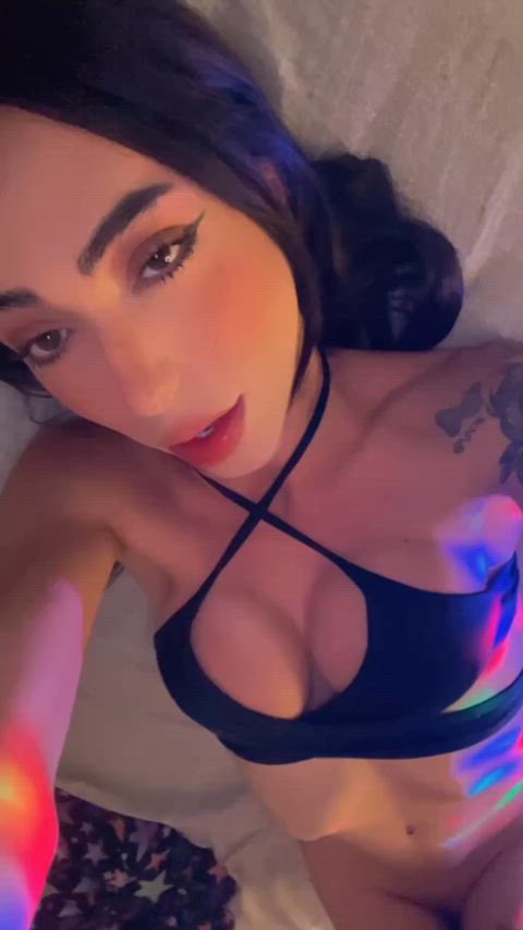 I work in a trans strip club would u cum by and fuck