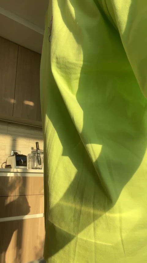 Eat out these golden buns