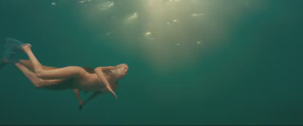 Kelly Brook - Piranha 3D (2010)