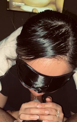 Had to lift her head so she could let that spit drip