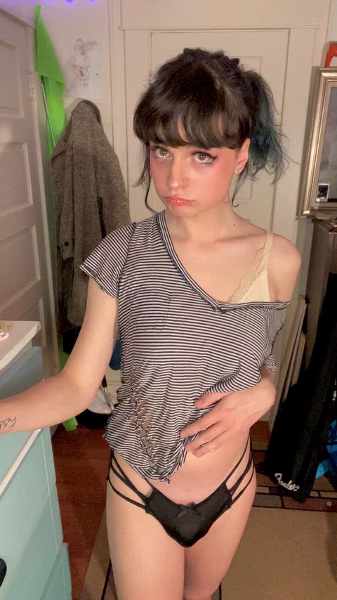 can u guess how big i am before the reveal? 🥰💞