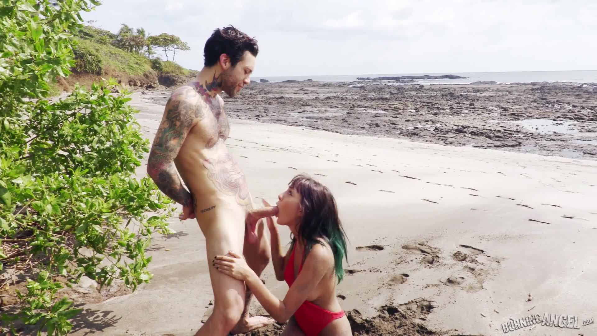 Janice Griffith Beach Blowjob