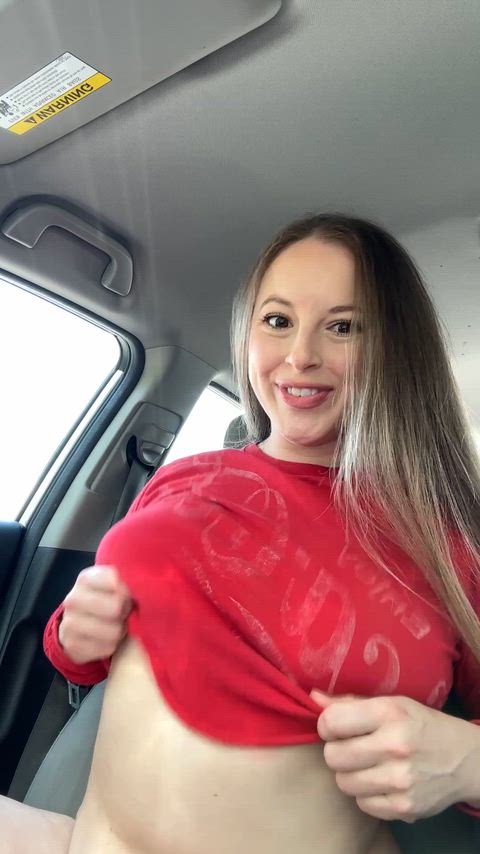These natural boobs are the ideal stress balls