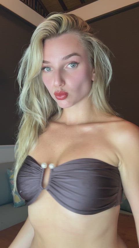 Big Tits Blonde Boobs Bouncing Tits Huge Tits Natural Tits OnlyFans Reveal Teen Titty Drop Porn GIF by sandra_hot
