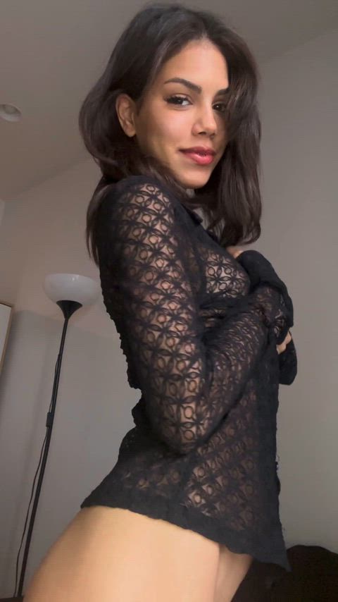 Do u fuck girls with small tits