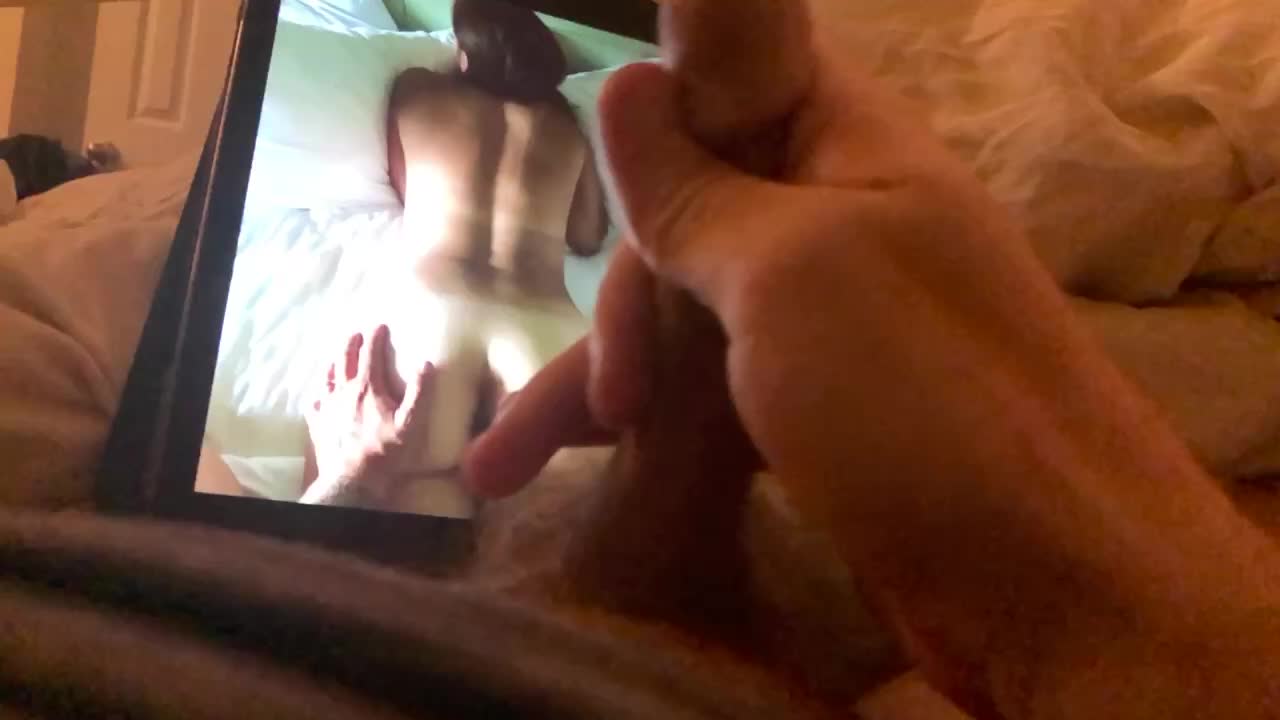 Stroking my BWC to this hotties plump ass!