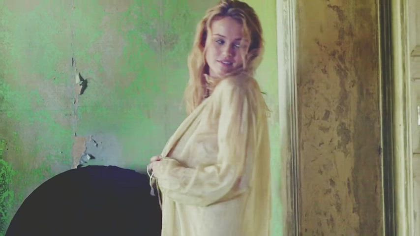 Celebrity Kiss Kissing Lesbian Undressing Porn GIF by redbledcom