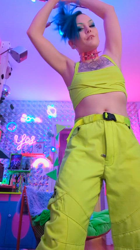 Getting ready for a rave 💙😋