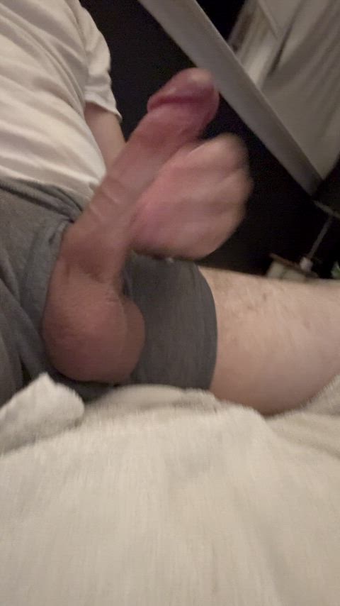 I cum so fucking hard even when touched gently and delicately 🤤