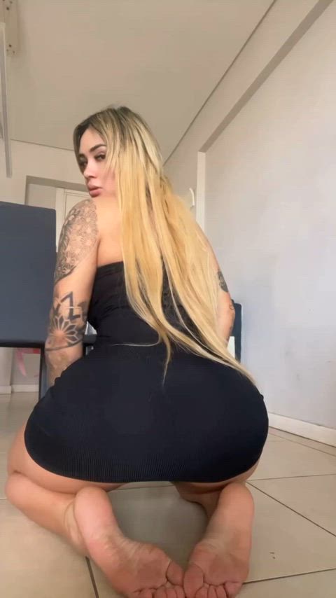 I'm thick but I know you can handle me