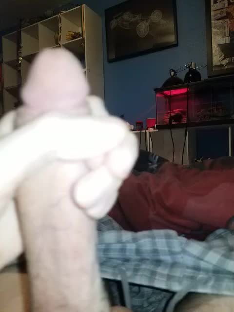 Mid day stiff one. Wanna help? Pms open