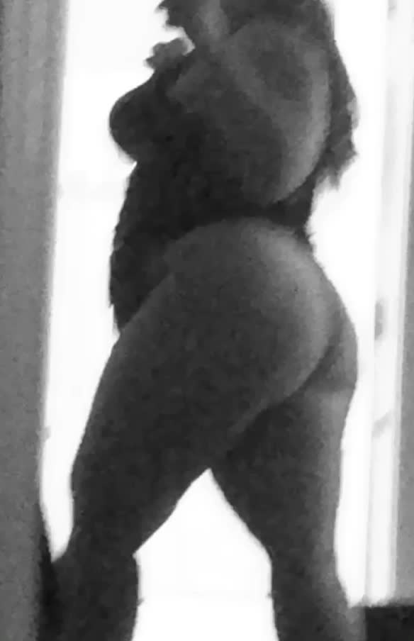 Not sure how y’all feel about big girls here, but heyyyy 😘