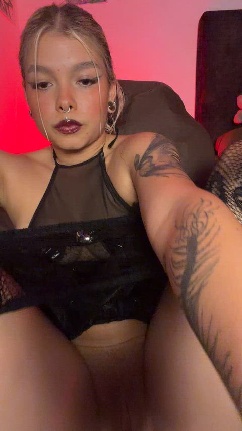 I`m the scariest nightmare😈 I'm 19 and my temper is stronger than your balls, wanna check?😏 I'll be your Mistress⛓️, try it by clicking the link🤫 thumbnail