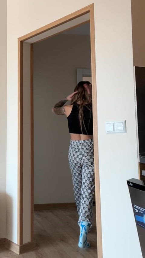 I'm finally home and I can be naked