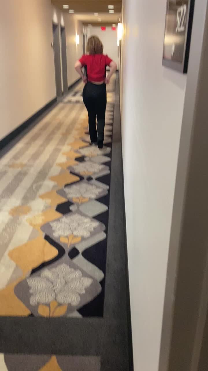 Just some fun in the hallways at work😋😋