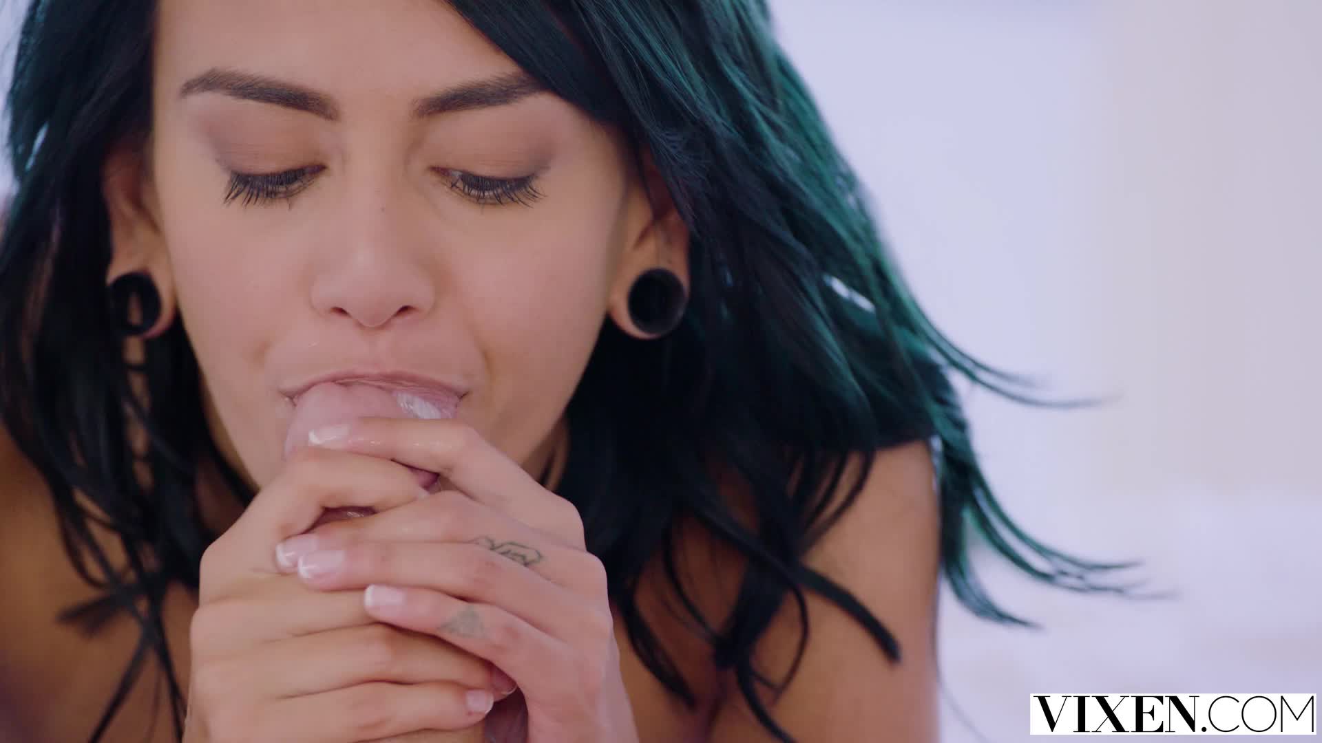 Prettiest mouth in Porn