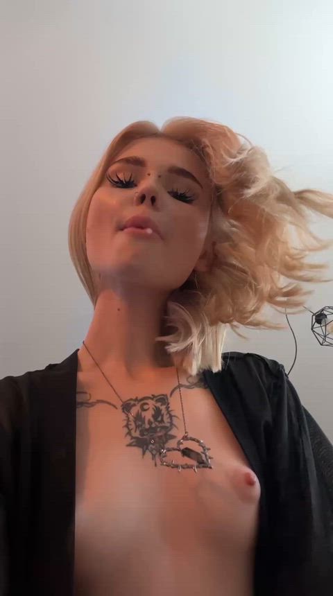 You're very obedient, so open your mouth