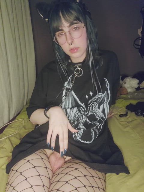 need someone to pull me by my chain and pet me :3