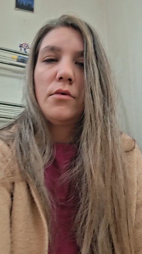 Wake up! It's time to smoke!