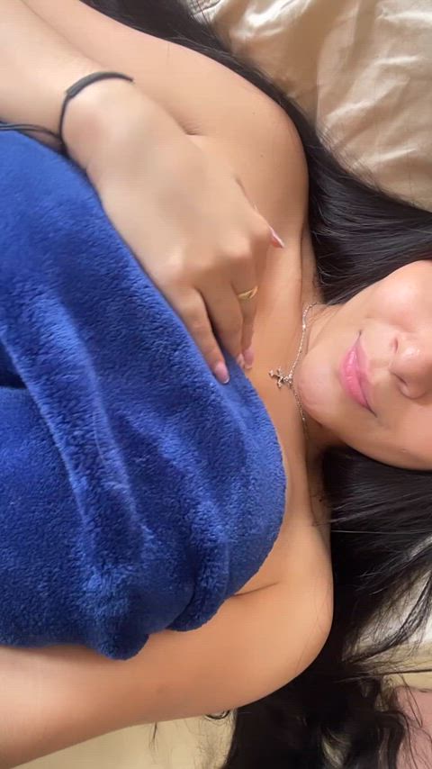 Staying braless all day