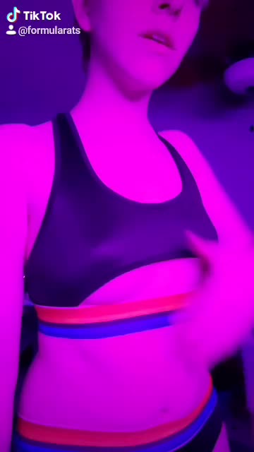 Little bit too spicy for TikTok 😳
