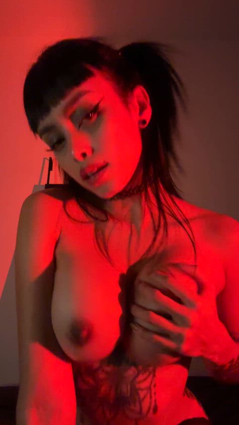 big titty goth rhythm, up down up down