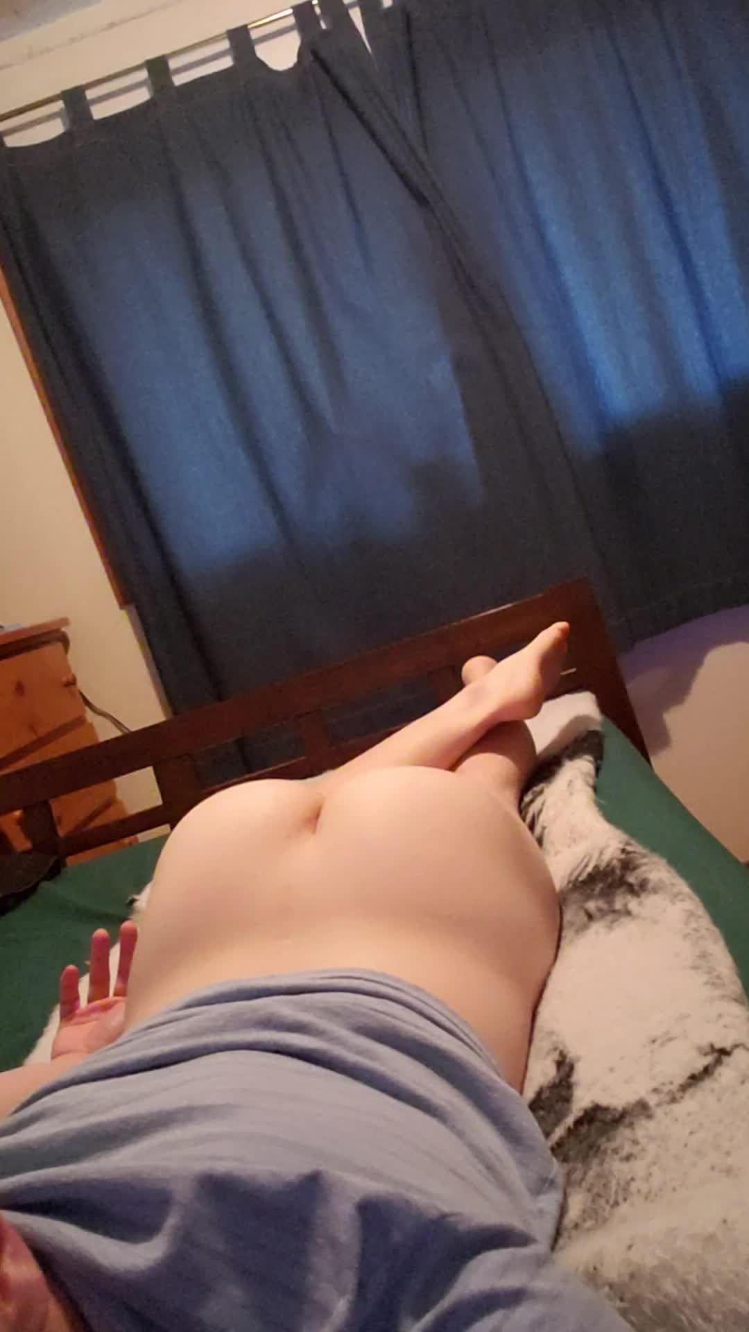 Difference between flexed and relaxed booty