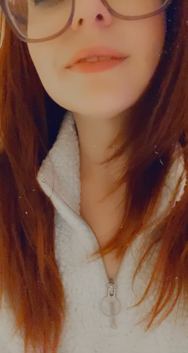 I’m waiting for you daddy😍