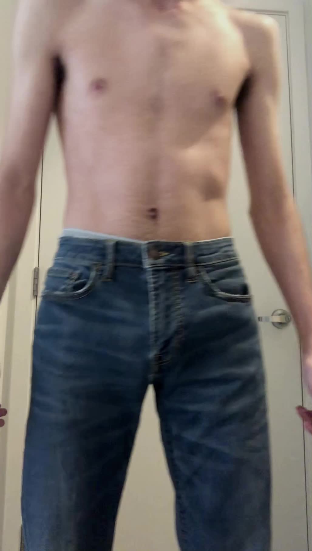 Home alone for all of Spring Break, could really use a hookup right now