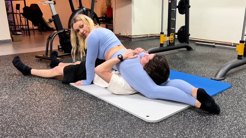 The humiliating knockout is becoming a major theme in this room