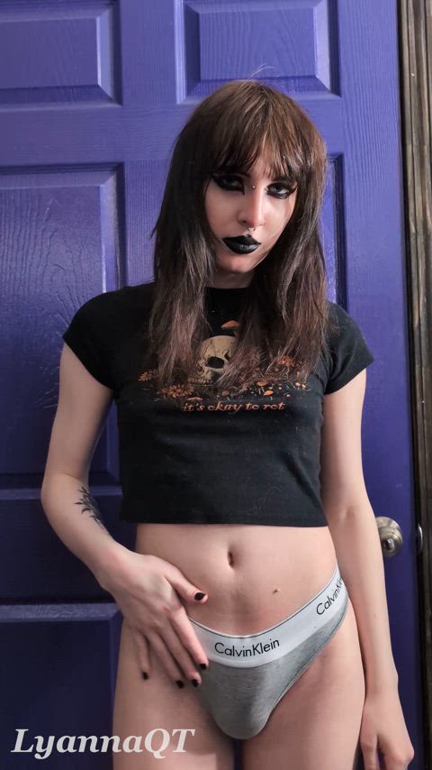 Need a throat to fuck and cum in... 💦🥵