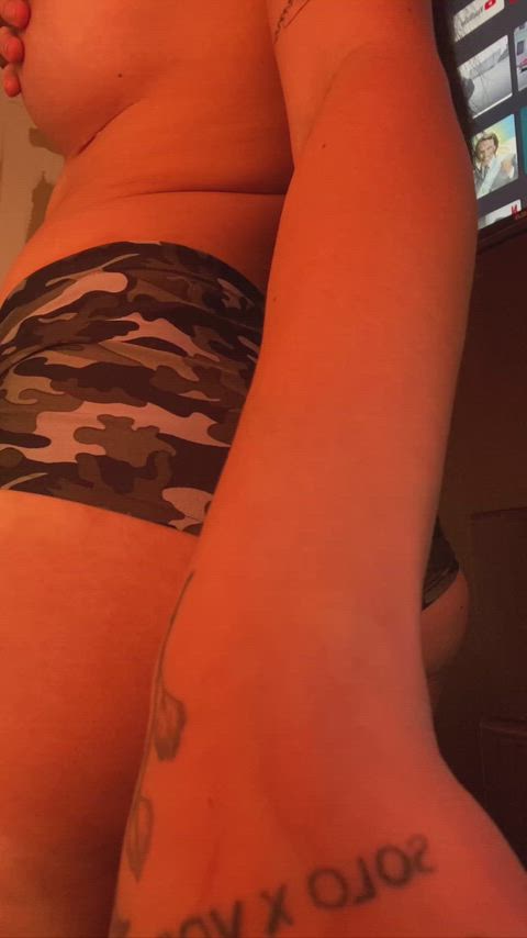 I'm thr type of girl that gets pregnant from just a creampie