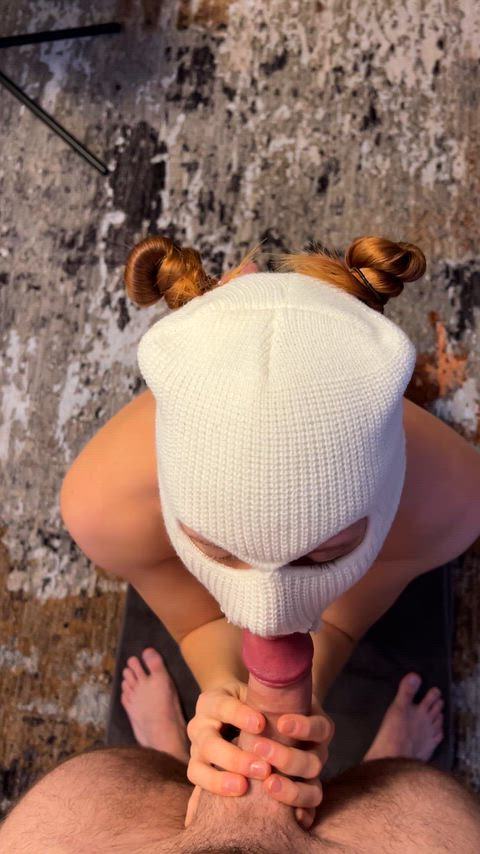 Good girl doing good job 😝