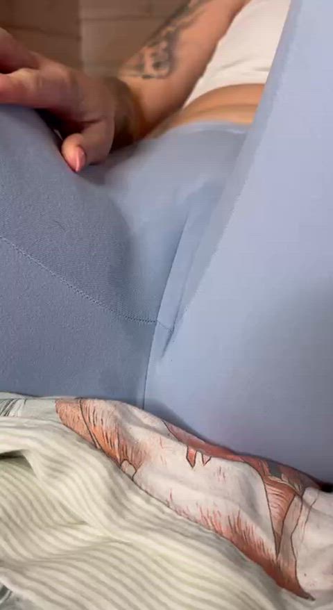 Want to lick my pussy through my pants?