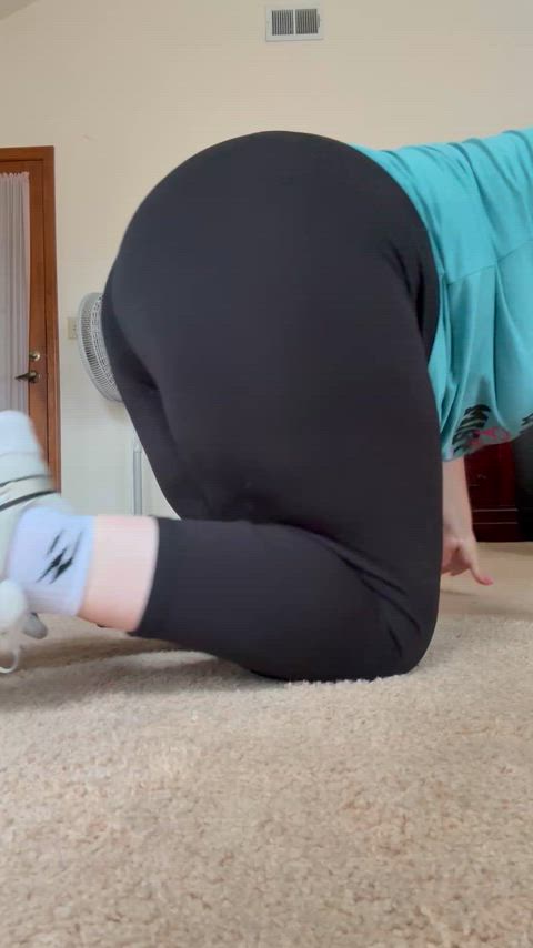 Pathetic little wannabe’s stay on Reddit and fantasize. My true fart slaves kneel in submission, and go deeper with their Mistress off platform, where I fully own you. You’re either mine, or nothing. 💨🧎🏻‍♂️‍➡️😈