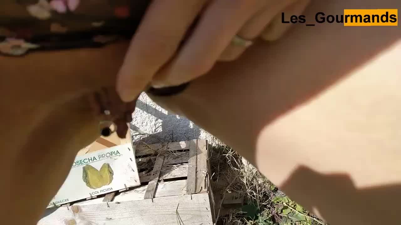 I Piss In The Grass