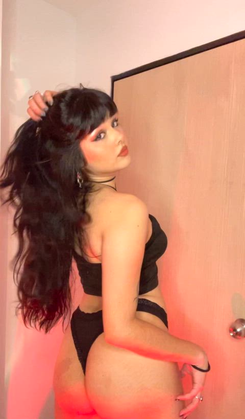 men over 50 do u like my petite body