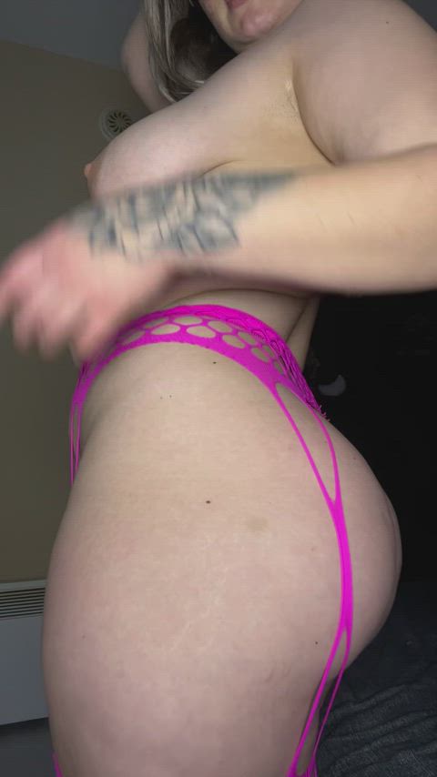 MY FREE OF: https://onlyfans.com/emmasillk/c27 thumbnail