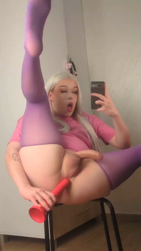 Are you brave enough to ride me raw? 🤤