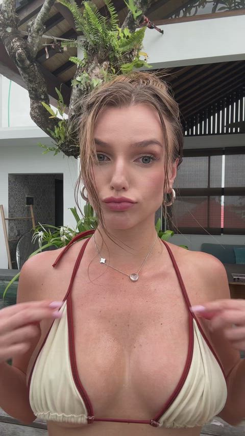 Big Tits Boobs Bouncing Tits Huge Tits Natural Tits OnlyFans Outdoor Public Teen Titty Drop Porn GIF by sandra_hot