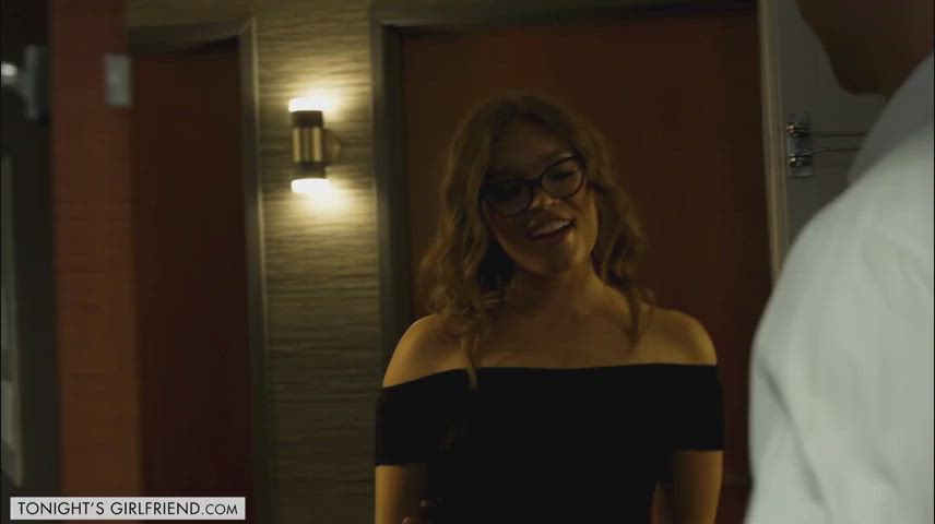 Katie Kush Roleplays as a Naughty Secretary for her Pervy Boss