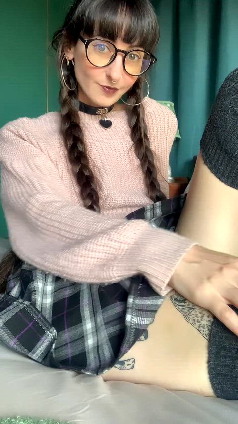 F25 chilling solo, kinda high. Ask me anything. S'nap -:Theaaxqpt