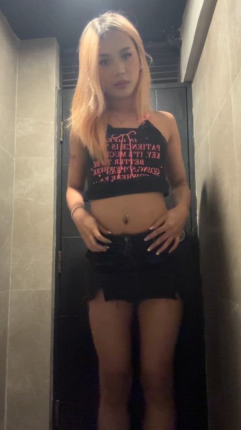 quick undressing in a public bathroom again