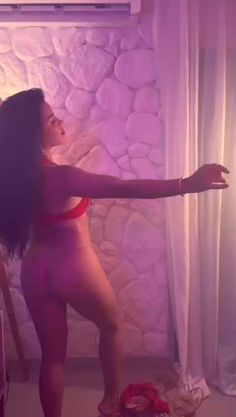 How many times you would fuck me in a week if I'm your GF