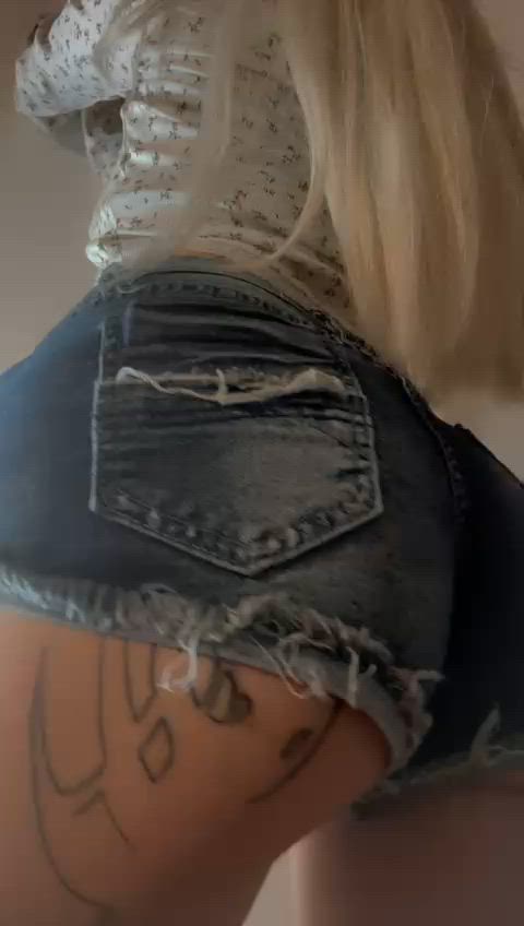 Blurred video preview