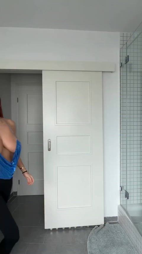19honeysuckle 24/7 60fps Big Tits Bouncing Tits Busty Curvy Natural Tits Redhead sexyandjagundo Porn GIF by obscyraelle