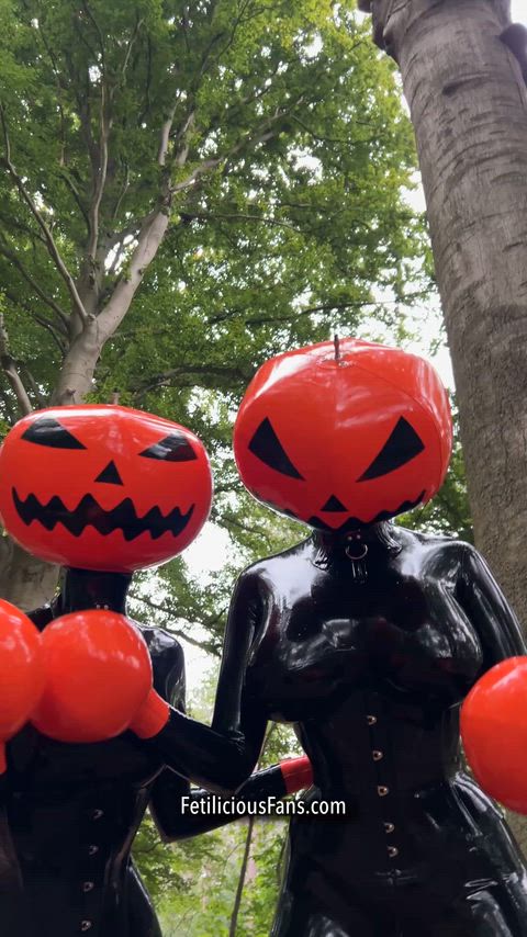 Trick or treat 🎃🎃