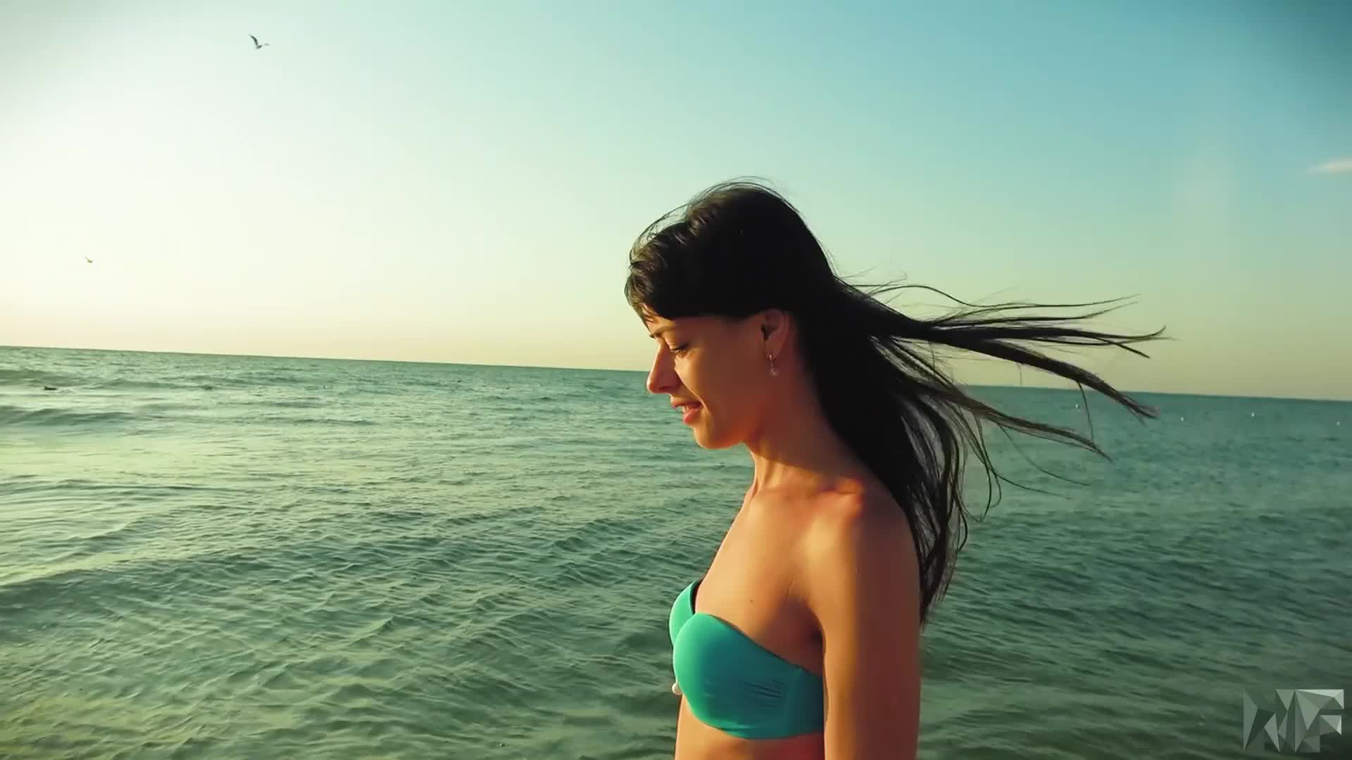 Facial On The Beach