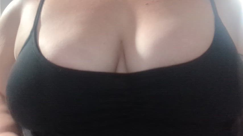 Happy titty Tuesday!