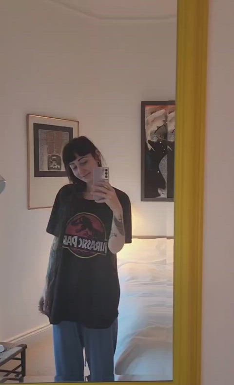Hard to beat Jurassic Park pjs, but I think i pulled it off 🦕